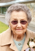 Photo of Elizabeth Renton